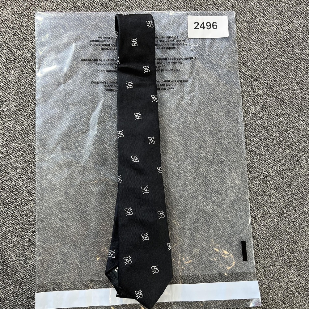 Fendi Tie Mens Black Silk FF Logo Pattern Made In Italy Classic Formal Necktie - Picture 4 of 4